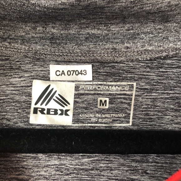 2/$20 π RBX β’ Long sleeve workout top - Picture 5 of 6